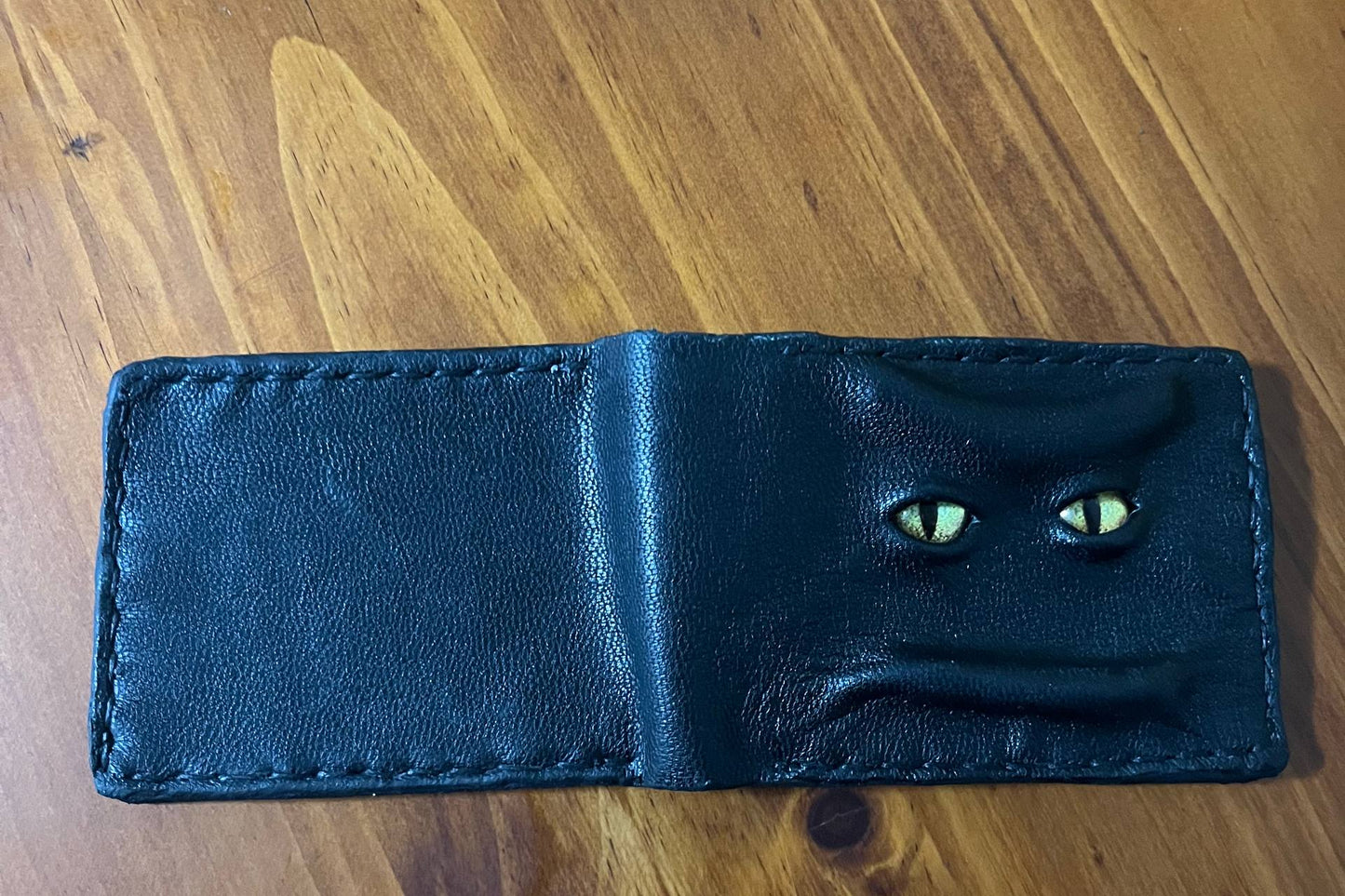 Fantastical wallet, Genuine leather, 8 card slots.