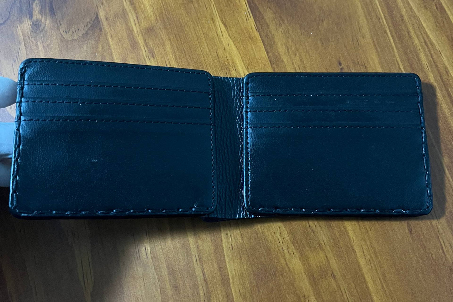 Fantastical wallet, Genuine leather, 8 card slots.