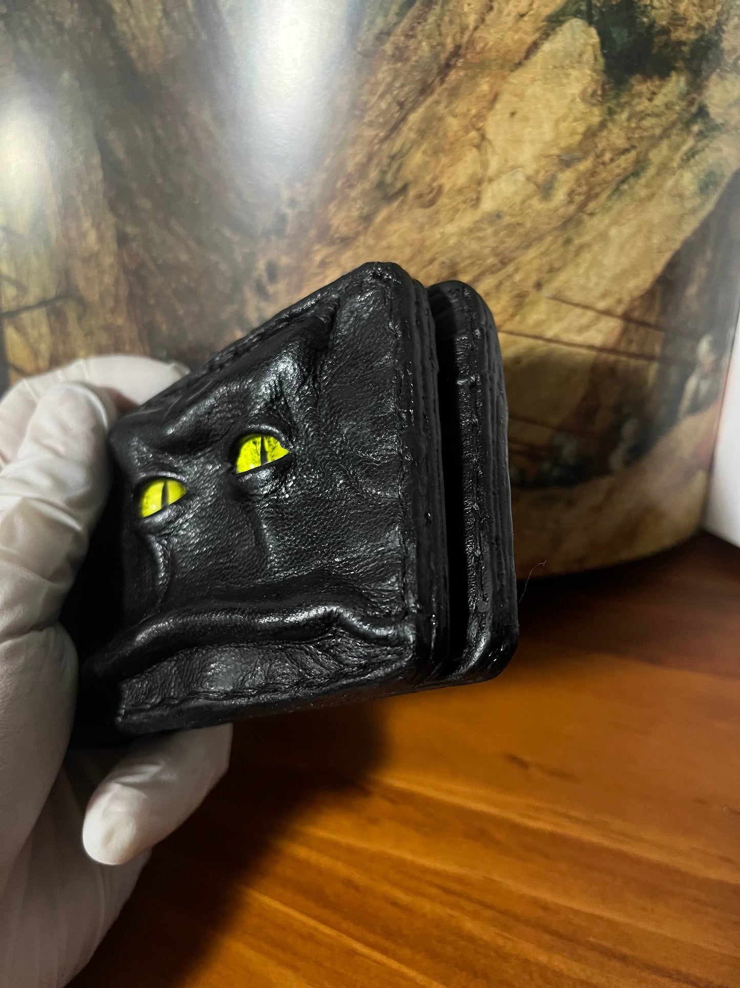 Gloomy wallet, Genuine leather, 8 card slots.